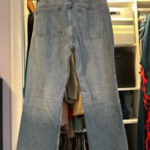 ZARA New Straight Fit Jean